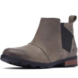 Sorel Women’s Emelie Chelsea Bootie Size 8 Quarry (Brown/Grey) and Black